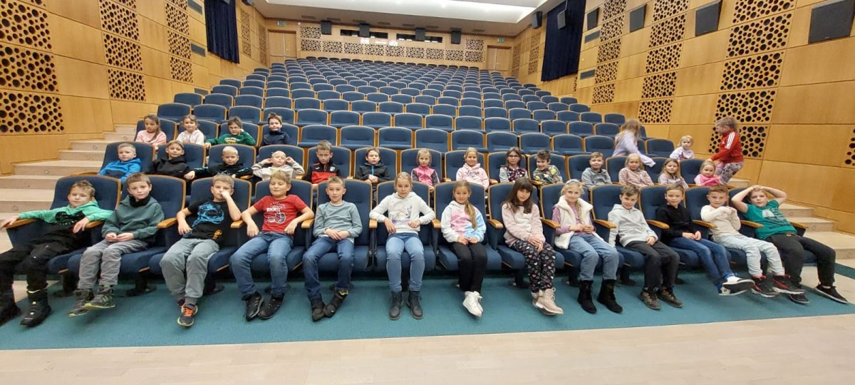 5. a 9. oddělení ŠD v Kině Nadsklepí